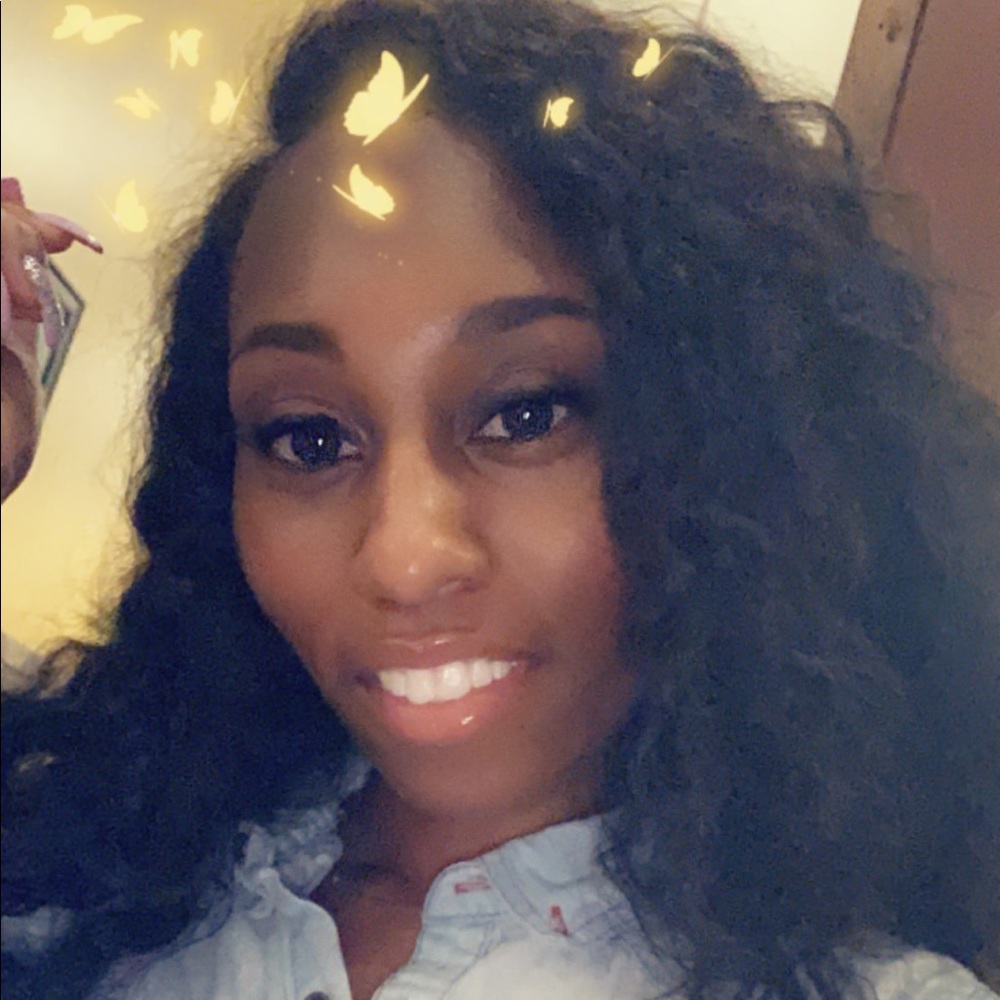 Meet your Posher, Tiera
